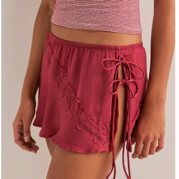 Free People NWT Soft Flutter half slip, Cerise, Med - Picture 3 of 9